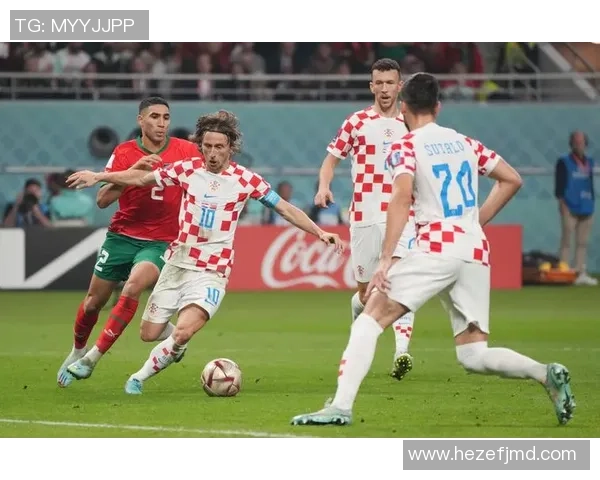 摩洛哥足球巨星带领球队崛起 成就与挑战并存的传奇之路